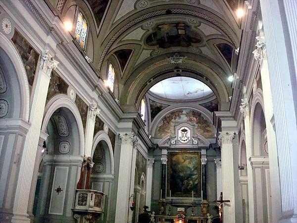 Basilica di Santa Maria della Nativit e San Ciro Portici