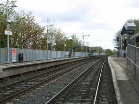 Estación de tren de Navan Road Parkway
