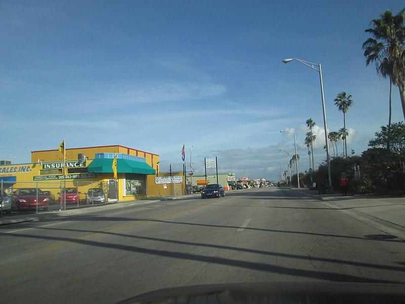 Walmart Neighborhood Market Miami, Phillip Pessar